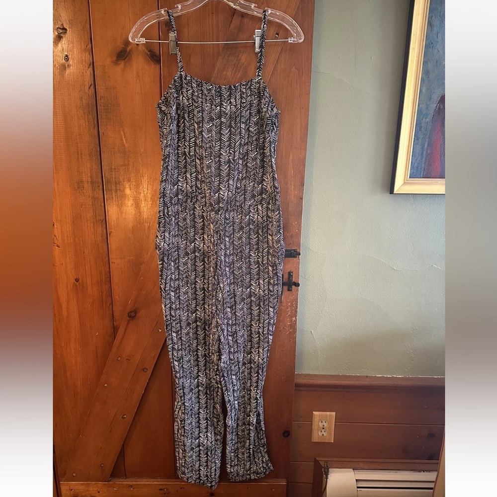 LOFT Black and White Patterned Jumpsuit Sz XSP